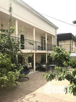 Дом 485м&sup2;, 3-этажный, участок 4 сот.  