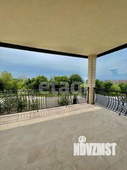 Дом 400м&sup2;, 3-этажный, участок 7 сот.  