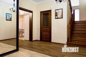 Дом 176м², 3-этажный, участок 2 сот.  
