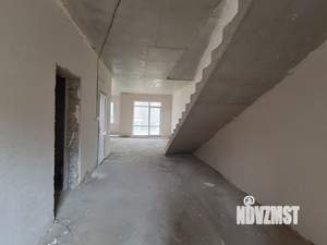 Дом 280м², 3-этажный, участок 3 сот.  