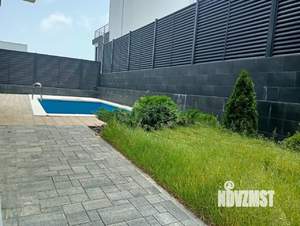 Дом 265м&sup2;, 2-этажный, участок 6 сот.  