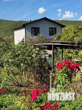 Дом 100м&sup2;, 2-этажный, участок 11 сот.  