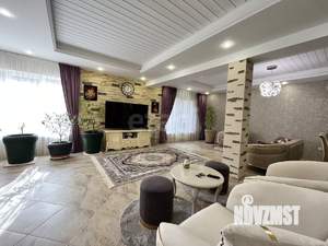 Дом 350м², 2-этажный, участок 14 сот.  