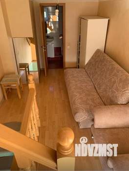 Дом 55м&sup2;, 3-этажный, участок 1 сот.  