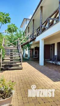 Дом 349м&sup2;, 3-этажный, участок 5 сот.  