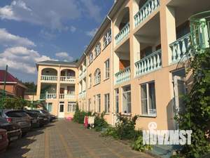 Дом 350м², 3-этажный, участок 6 сот.  
