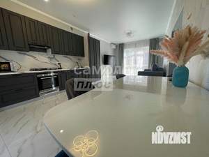 Дом 263м², 2-этажный, участок 8 сот.  
