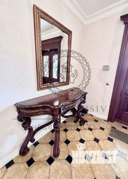 Дом 310м&sup2;, 2-этажный, участок 9 сот.  