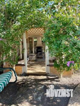 Дом 400м&sup2;, 3-этажный, участок 7 сот.  