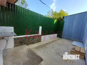 Дом 61м&sup2;, 2-этажный, участок 1 сот.  