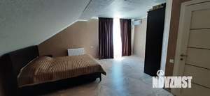 Дом 270м², 3-этажный, участок 3 сот.  