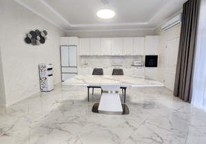 Дом 181м&sup2;, 2-этажный, участок 5 сот.  