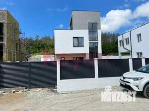 Коттедж 224м², 3-этажный, участок 4 сот.  