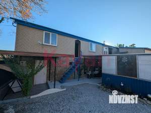 Дом 70м&sup2;, 2-этажный, участок 4 сот.  