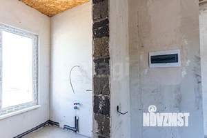 Дом 300м&sup2;, 3-этажный, участок 5 сот.  