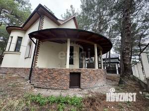 Дом 180м&sup2;, 2-этажный, участок 9 сот.  