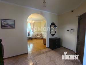 Коттедж 235м², 2-этажный, участок 8 сот.  