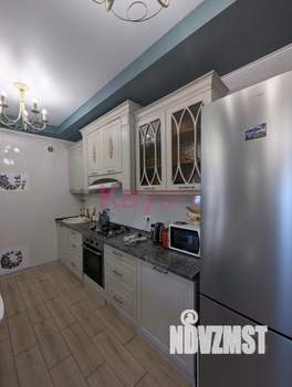 Дом 377м&sup2;, 3-этажный, участок 6 сот.  