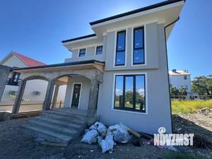 Дом 172м&sup2;, 2-этажный, участок 6 сот.  