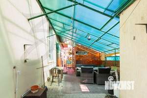 Дом 359м&sup2;, 3-этажный, участок 4 сот.  