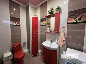 Дом 225м&sup2;, 3-этажный, участок 1 сот.  