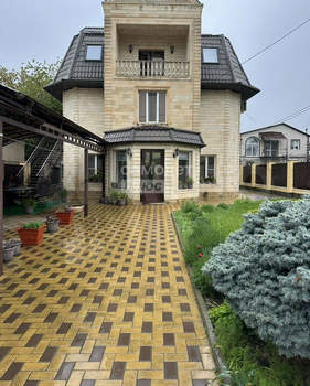 Дом 350м², 3-этажный, участок 4 сот.  