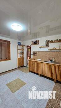 Дом 182м², 3-этажный, участок 3 сот.  