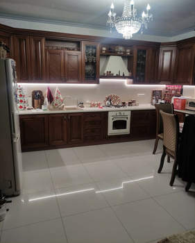 Дом 230м&sup2;, 4-этажный, участок 2 сот.  