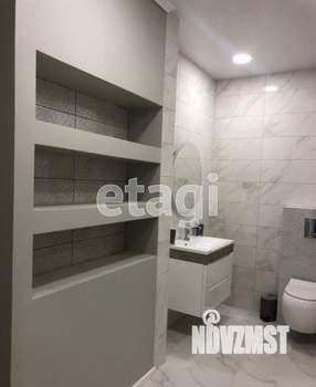 Дом 180м&sup2;, 2-этажный, участок 7 сот.  