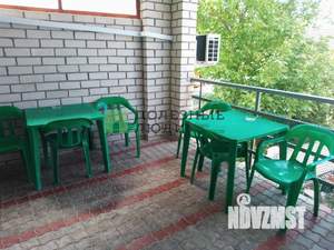 Дом 614м², 3-этажный, участок 5 сот.  