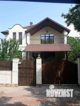 Дом 290м², 2-этажный, участок 4 сот.  