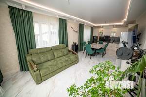 Дом 304м², 2-этажный, участок 4 сот.  