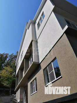 Дом 274м&sup2;, 3-этажный, участок 5 сот.  