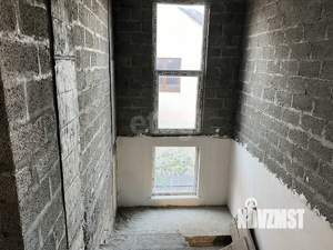 Дом 205м&sup2;, 2-этажный, участок 4 сот.  