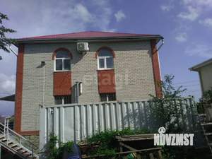 Дом 300м&sup2;, 3-этажный, участок 8 сот.  