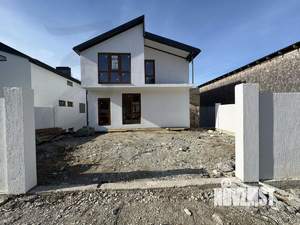 Дом 215м&sup2;, 3-этажный, участок 3 сот.  