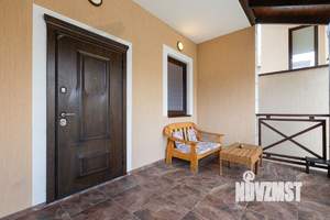 Дом 225м&sup2;, 3-этажный, участок 3 сот.  