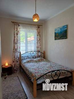 Дом 150м&sup2;, 2-этажный, участок 4 сот.  