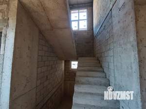 Дом 239м², 3-этажный, участок 3 сот.  