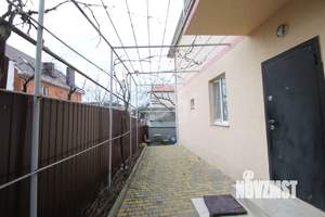 Дом 267м&sup2;, 2-этажный, участок 6 сот.  