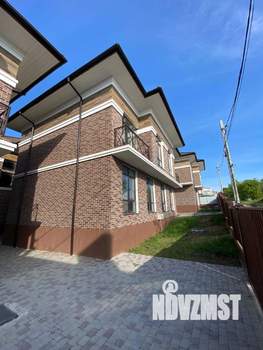 Таунхаус 223м&sup2;, 3-этажный, участок 2 сот.  