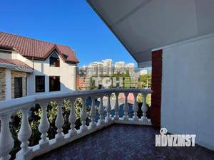 Коттедж 600м&sup2;, 3-этажный, участок 3 сот.  