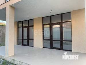 Дом 210м&sup2;, 2-этажный, участок 4 сот.  