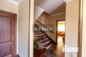 Коттедж 420м&sup2;, 2-этажный, участок 5 сот.  