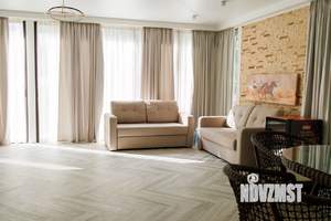 Коттедж 272м&sup2;, 2-этажный, участок 3 сот.  