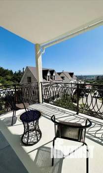 Дом 528м&sup2;, 4-этажный, участок 7 сот.  