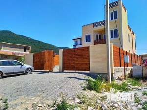 Дом 170м², 2-этажный, участок 3 сот.  