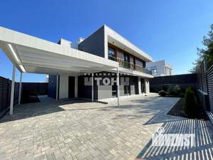 Коттедж 262м&sup2;, 2-этажный, участок 5 сот.  