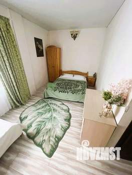 Дом 517м&sup2;, 3-этажный, участок 2 сот.  