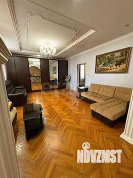 Дом 190м&sup2;, 2-этажный, участок 5 сот.  